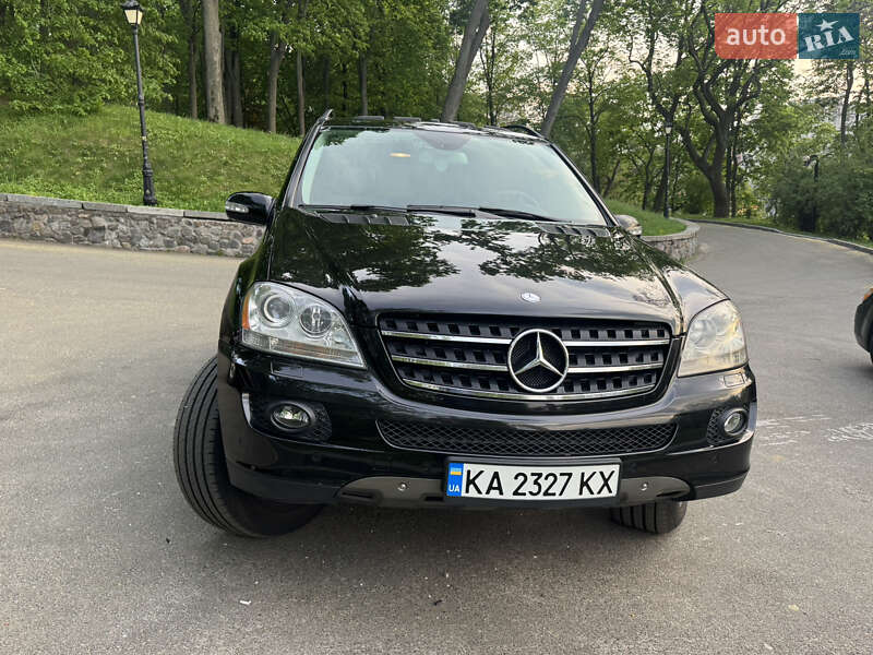 Внедорожник / Кроссовер Mercedes-Benz M-Class 2008 в Киеве