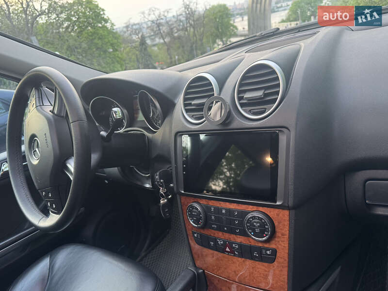 Внедорожник / Кроссовер Mercedes-Benz M-Class 2008 в Киеве