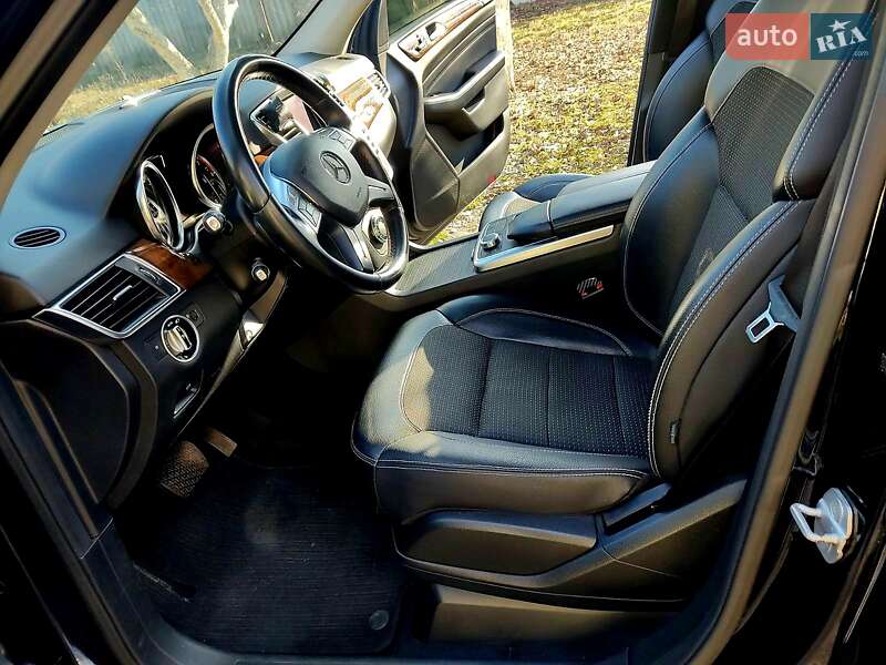 Внедорожник / Кроссовер Mercedes-Benz M-Class 2011 в Сахновщине