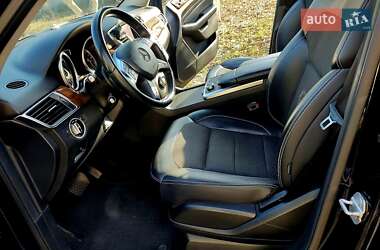 Внедорожник / Кроссовер Mercedes-Benz M-Class 2011 в 