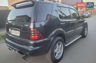 Внедорожник / Кроссовер Mercedes-Benz M-Class 2002 в 