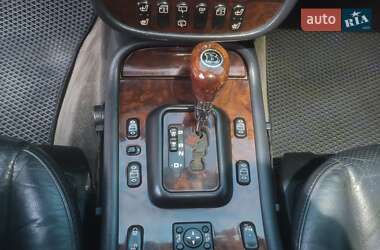 Внедорожник / Кроссовер Mercedes-Benz M-Class 2002 в 