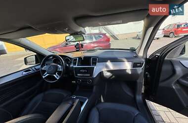 Внедорожник / Кроссовер Mercedes-Benz M-Class 2014 в 