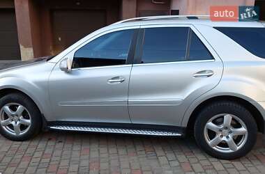 Позашляховик / Кросовер Mercedes-Benz M-Class 2008 в 