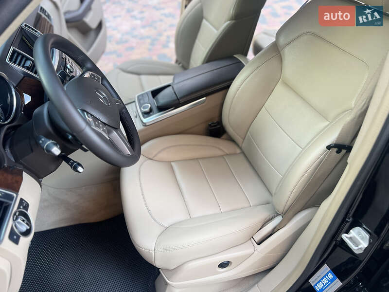 Внедорожник / Кроссовер Mercedes-Benz M-Class 2012 в Киеве