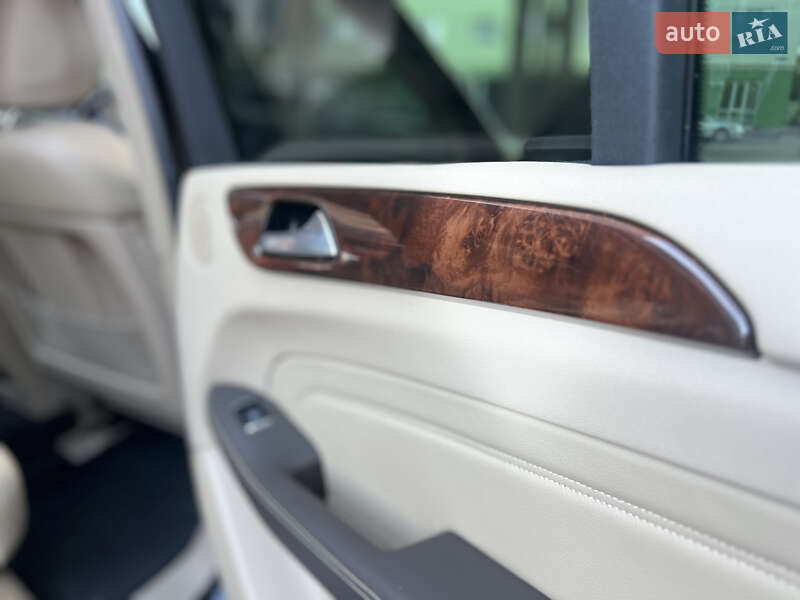 Внедорожник / Кроссовер Mercedes-Benz M-Class 2012 в Киеве