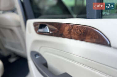 Внедорожник / Кроссовер Mercedes-Benz M-Class 2012 в 