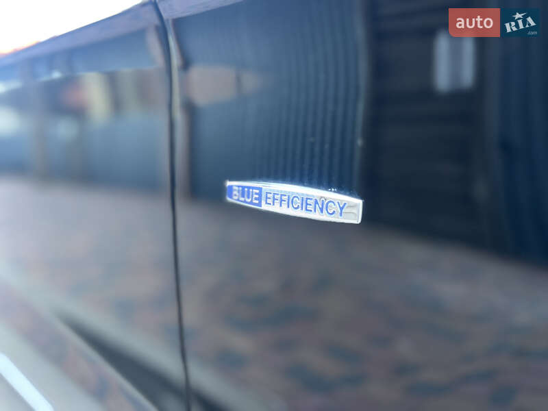 Внедорожник / Кроссовер Mercedes-Benz M-Class 2012 в Киеве
