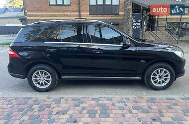 Внедорожник / Кроссовер Mercedes-Benz M-Class 2012 в 