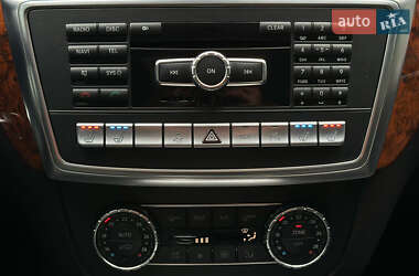 Внедорожник / Кроссовер Mercedes-Benz M-Class 2013 в 