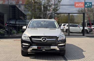 Позашляховик / Кросовер Mercedes-Benz M-Class 2013 в 
