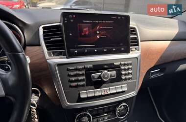 Позашляховик / Кросовер Mercedes-Benz M-Class 2013 в 