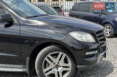 Внедорожник / Кроссовер Mercedes-Benz M-Class 2011 в 