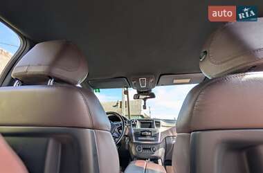 Внедорожник / Кроссовер Mercedes-Benz M-Class 2013 в 
