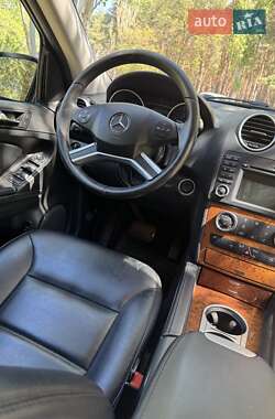 Позашляховик / Кросовер Mercedes-Benz M-Class 2008 в 