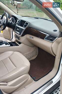 Внедорожник / Кроссовер Mercedes-Benz M-Class 2014 в 