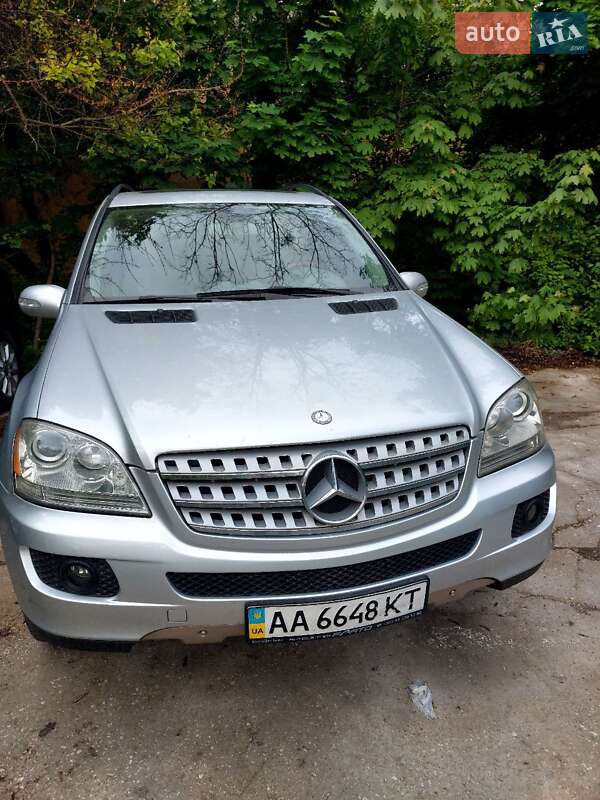 Позашляховик / Кросовер Mercedes-Benz M-Class 2007 в Києві
