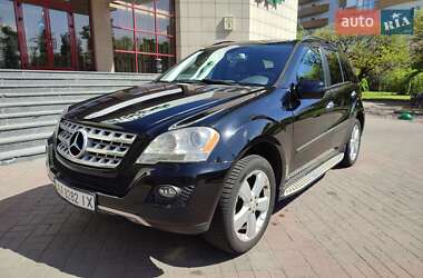 Внедорожник / Кроссовер Mercedes-Benz M-Class 2009 в Киеве