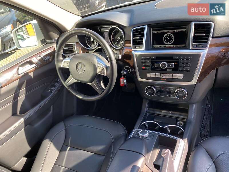 Позашляховик / Кросовер Mercedes-Benz M-Class 2013 в Львові