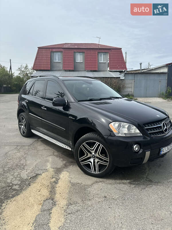 Внедорожник / Кроссовер Mercedes-Benz M-Class 2007 в 