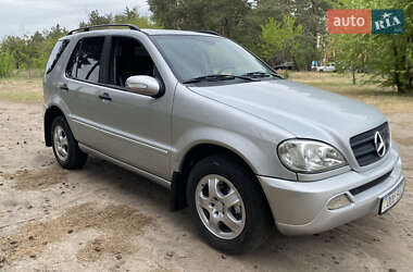 Внедорожник / Кроссовер Mercedes-Benz M-Class 2003 в Днепре