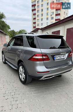 Внедорожник / Кроссовер Mercedes-Benz M-Class 2013 в 