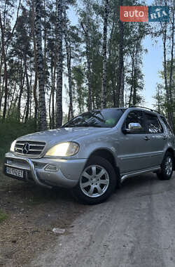 Внедорожник / Кроссовер Mercedes-Benz M-Class 2000 в Ахтырке