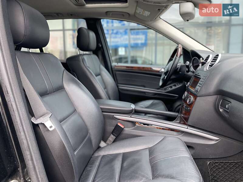 Позашляховик / Кросовер Mercedes-Benz M-Class 2009 в Києві