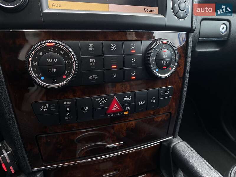 Позашляховик / Кросовер Mercedes-Benz M-Class 2009 в Києві