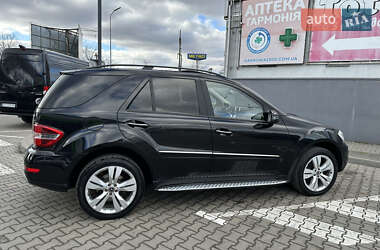 Внедорожник / Кроссовер Mercedes-Benz M-Class 2006 в 