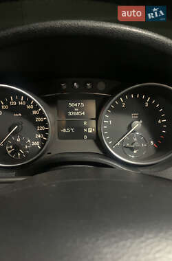 Внедорожник / Кроссовер Mercedes-Benz M-Class 2006 в 