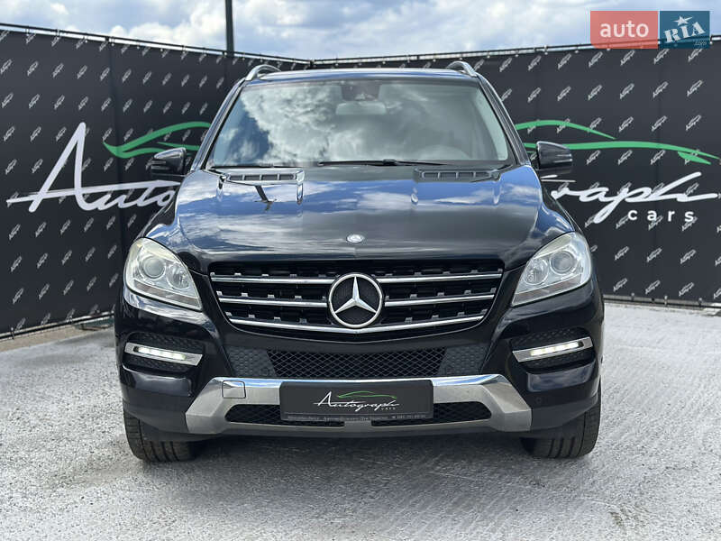 Внедорожник / Кроссовер Mercedes-Benz M-Class 2012 в Киеве