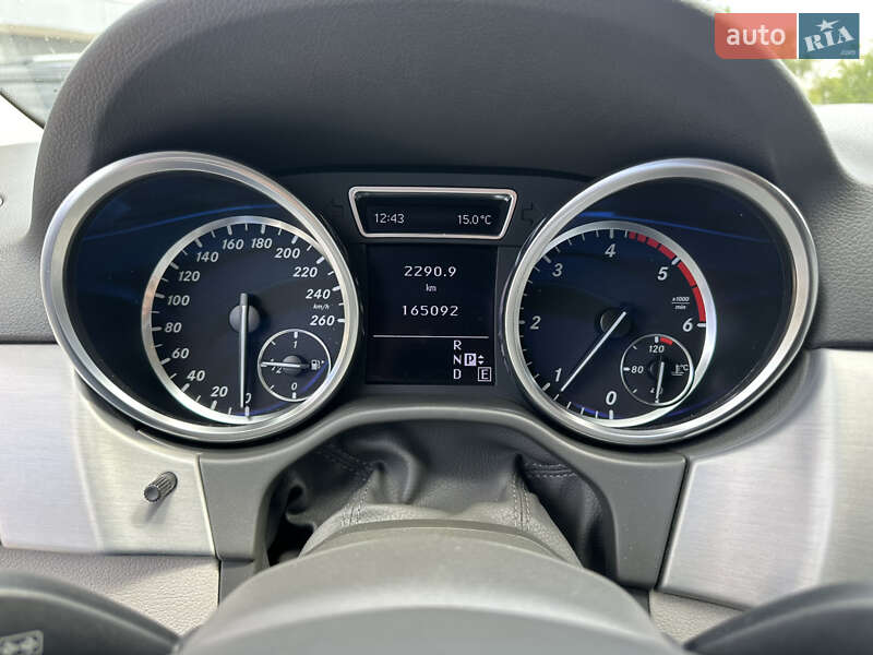 Внедорожник / Кроссовер Mercedes-Benz M-Class 2012 в Киеве