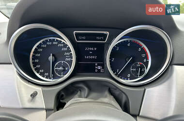 Позашляховик / Кросовер Mercedes-Benz M-Class 2012 в 