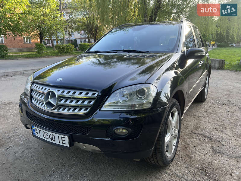 Позашляховик / Кросовер Mercedes-Benz M-Class 2006 в Надвірній