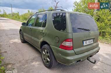 Внедорожник / Кроссовер Mercedes-Benz M-Class 2003 в 