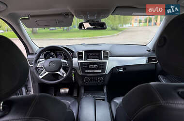 Внедорожник / Кроссовер Mercedes-Benz M-Class 2014 в 