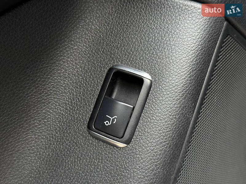 Внедорожник / Кроссовер Mercedes-Benz M-Class 2014 в Калуше