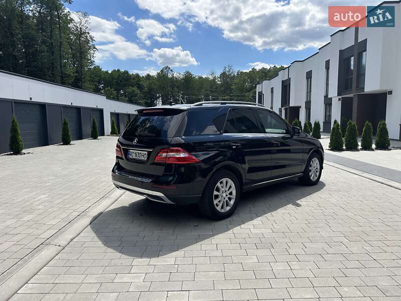 Позашляховик / Кросовер Mercedes-Benz M-Class 2014 в Ковелі