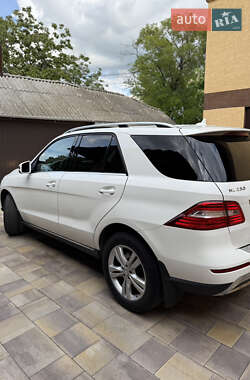 Внедорожник / Кроссовер Mercedes-Benz M-Class 2015 в 