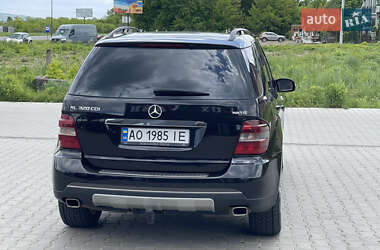 Внедорожник / Кроссовер Mercedes-Benz M-Class 2006 в 
