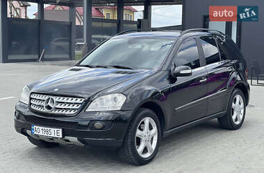 Внедорожник / Кроссовер Mercedes-Benz M-Class 2006 в 
