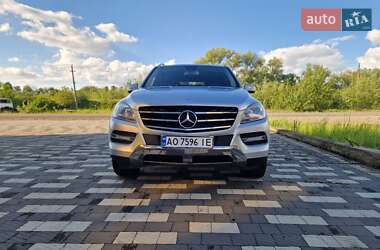 Позашляховик / Кросовер Mercedes-Benz M-Class 2011 в Тячеві
