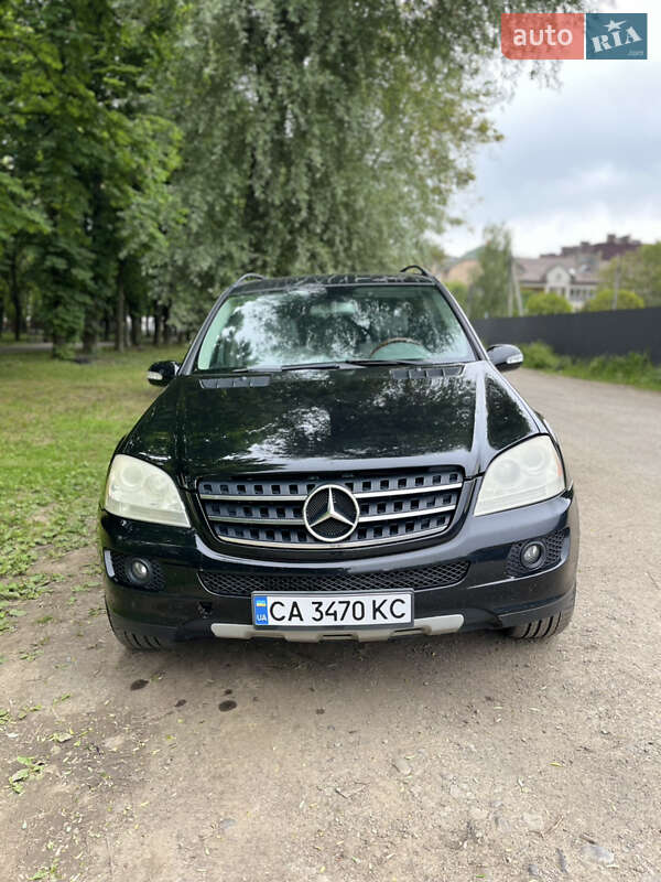 Mercedes-Benz M-Class 2006