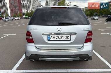 Внедорожник / Кроссовер Mercedes-Benz M-Class 2007 в 