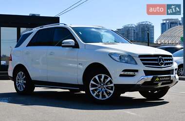 Внедорожник / Кроссовер Mercedes-Benz M-Class 2012 в Киеве