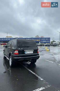 Внедорожник / Кроссовер Mercedes-Benz M-Class 2003 в 
