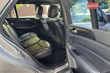 Внедорожник / Кроссовер Mercedes-Benz M-Class 2014 в 