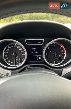 Внедорожник / Кроссовер Mercedes-Benz M-Class 2012 в 