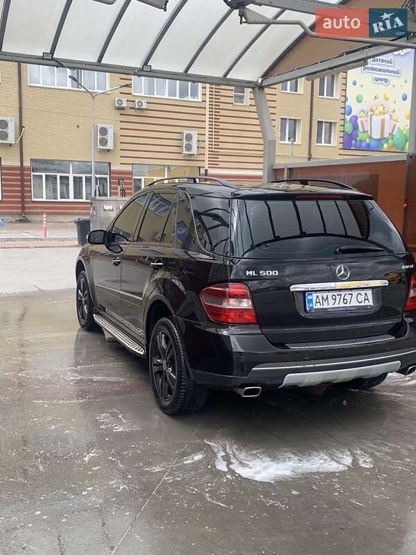 Внедорожник / Кроссовер Mercedes-Benz M-Class 2005 в Житомире фото 3 Внедорожник / Кроссовер Mercedes-Benz M-Class 2005 в Житомире